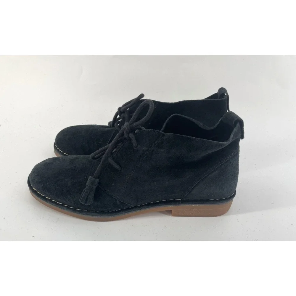 Hush‎ Puppies Boots Womens 9M* Black Suede Lace Up Tassel Ankle Boho Equestrian